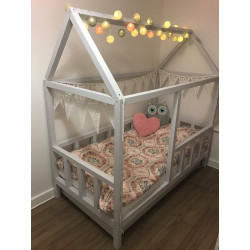 Cot / house bed Madeleine